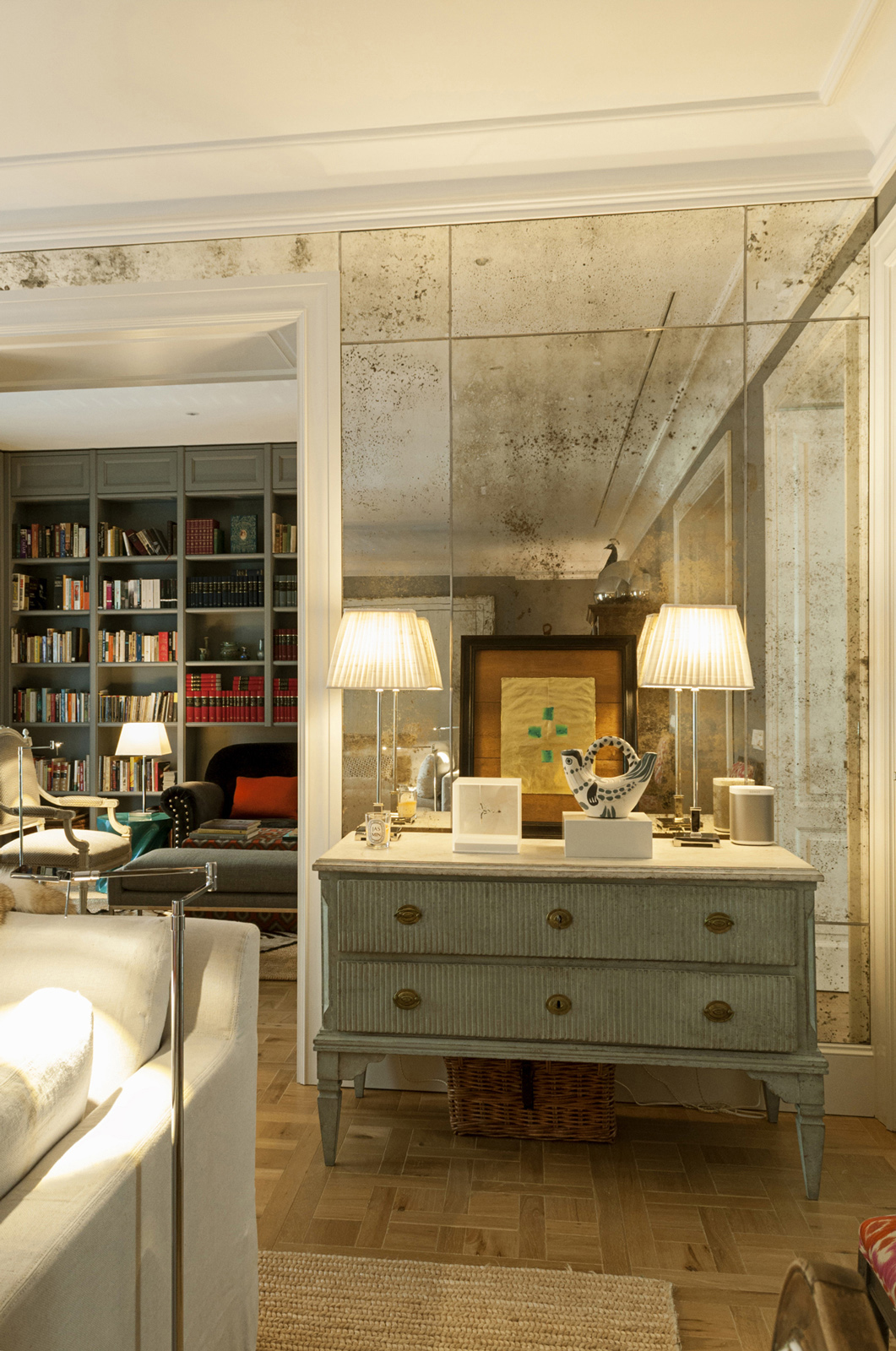 Mural de Espejos Envejecidos de Arantxa Hergueta