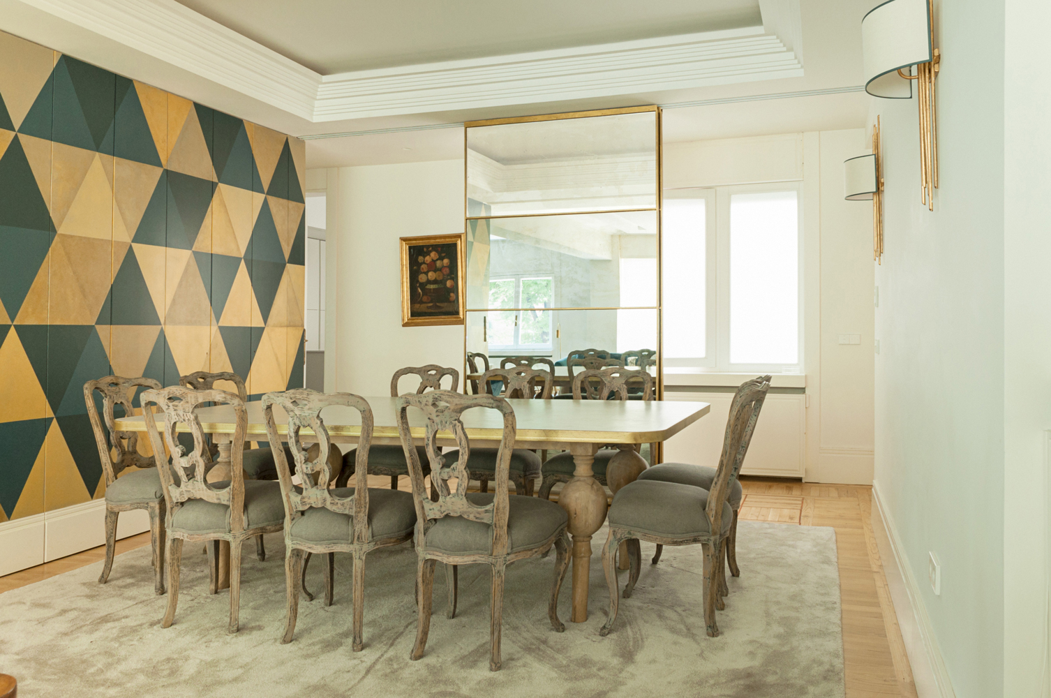 Mural de Espejos Envejecidos de Arantxa Hergueta