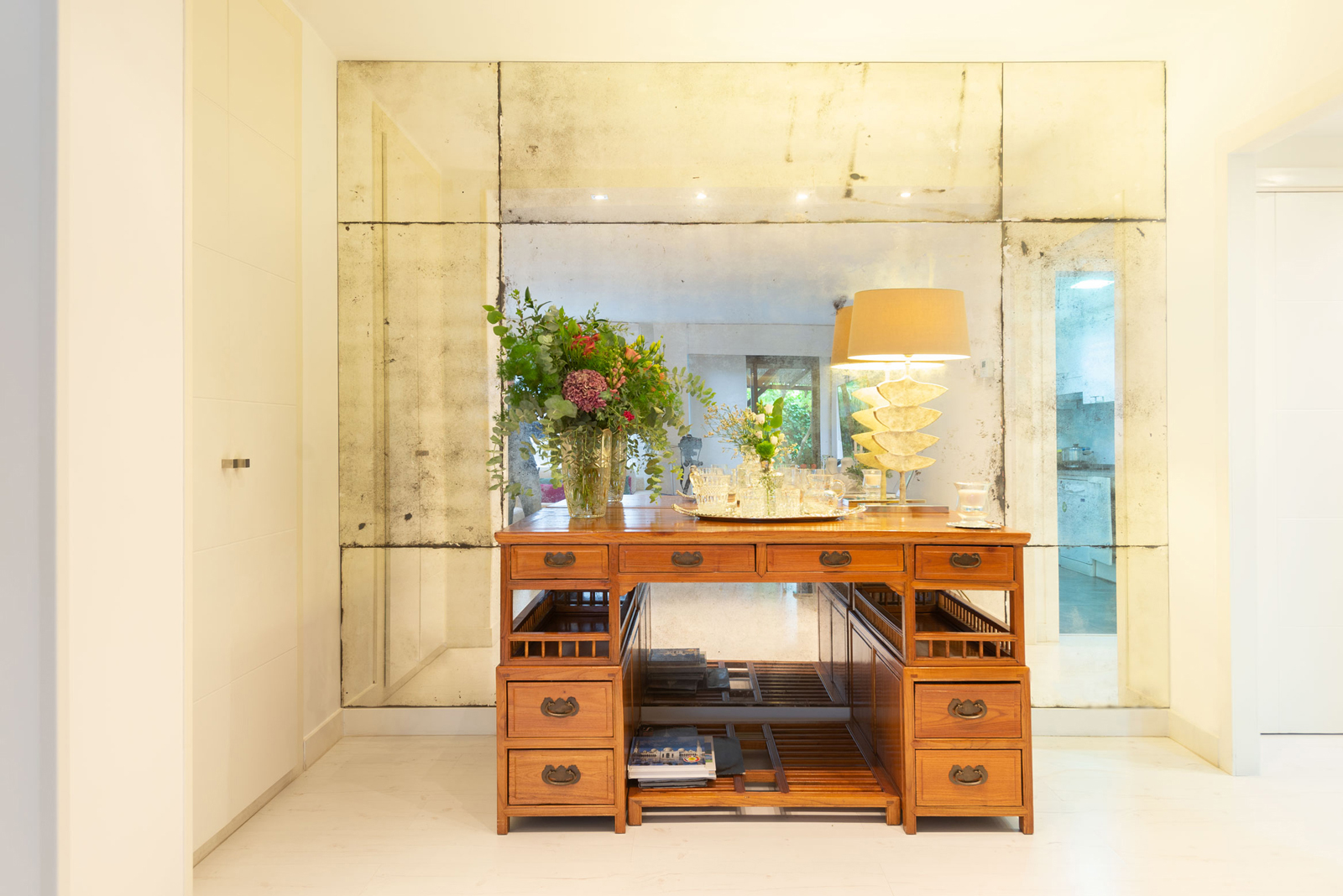 Mural de Espejos Envejecidos de Arantxa Hergueta