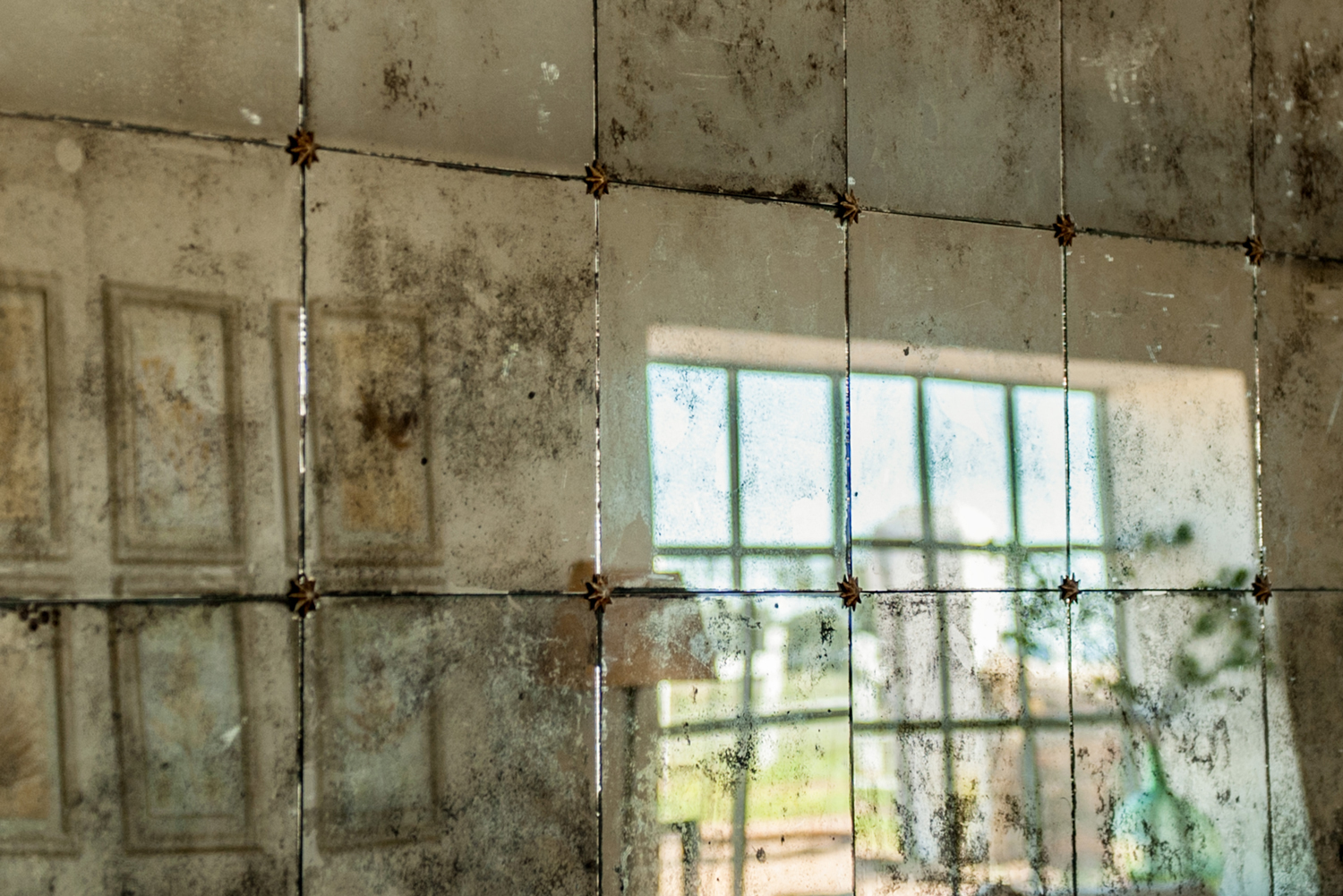 Espejo de Pared Envejecido de Arantxa Hergueta